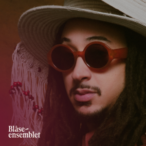 Miles 100 - Blåseensemblet og Theo Crocker